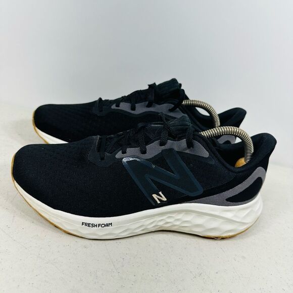 New Balance Women's Fresh Foam Arishi V4 Running 9 - Picture 4 of 8